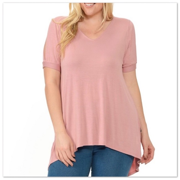 ⭐️Plus Sizes!⭐️ Cold-Shoulder Split-Back Top - Picture 2 of 5